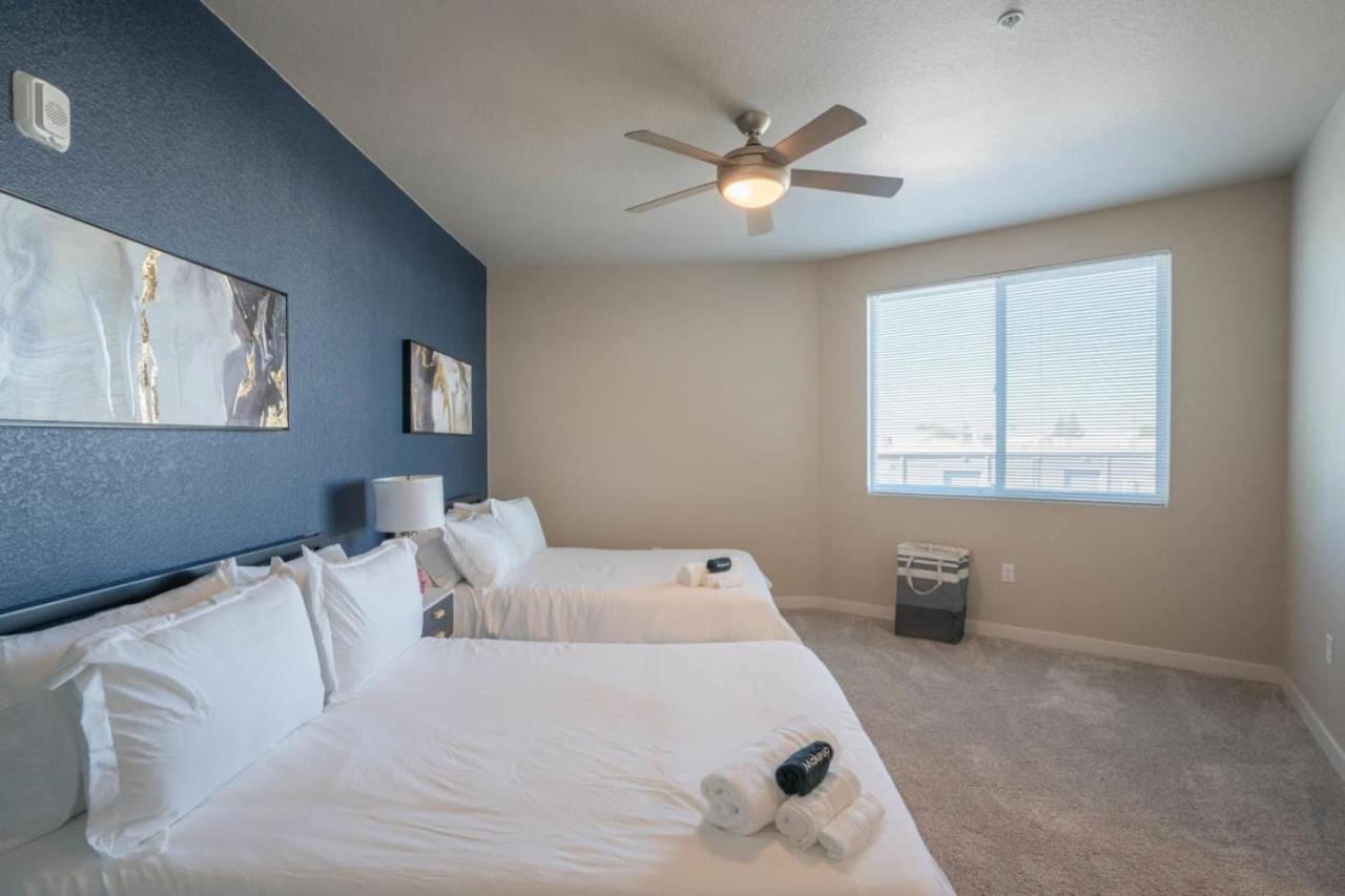 Modern 2Bd - Gym, Pool, Parking, W-D - Sleeps 8 Apartment Tempe Exterior photo